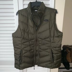 North Face Forrest green puffer vest